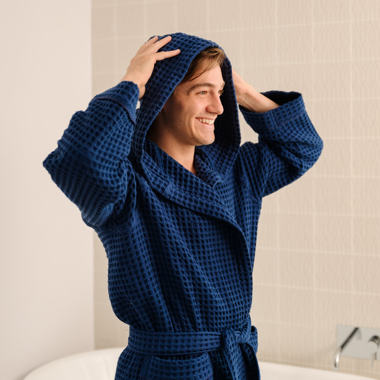 accappatoio nido d'ape con cappuccio e cintura