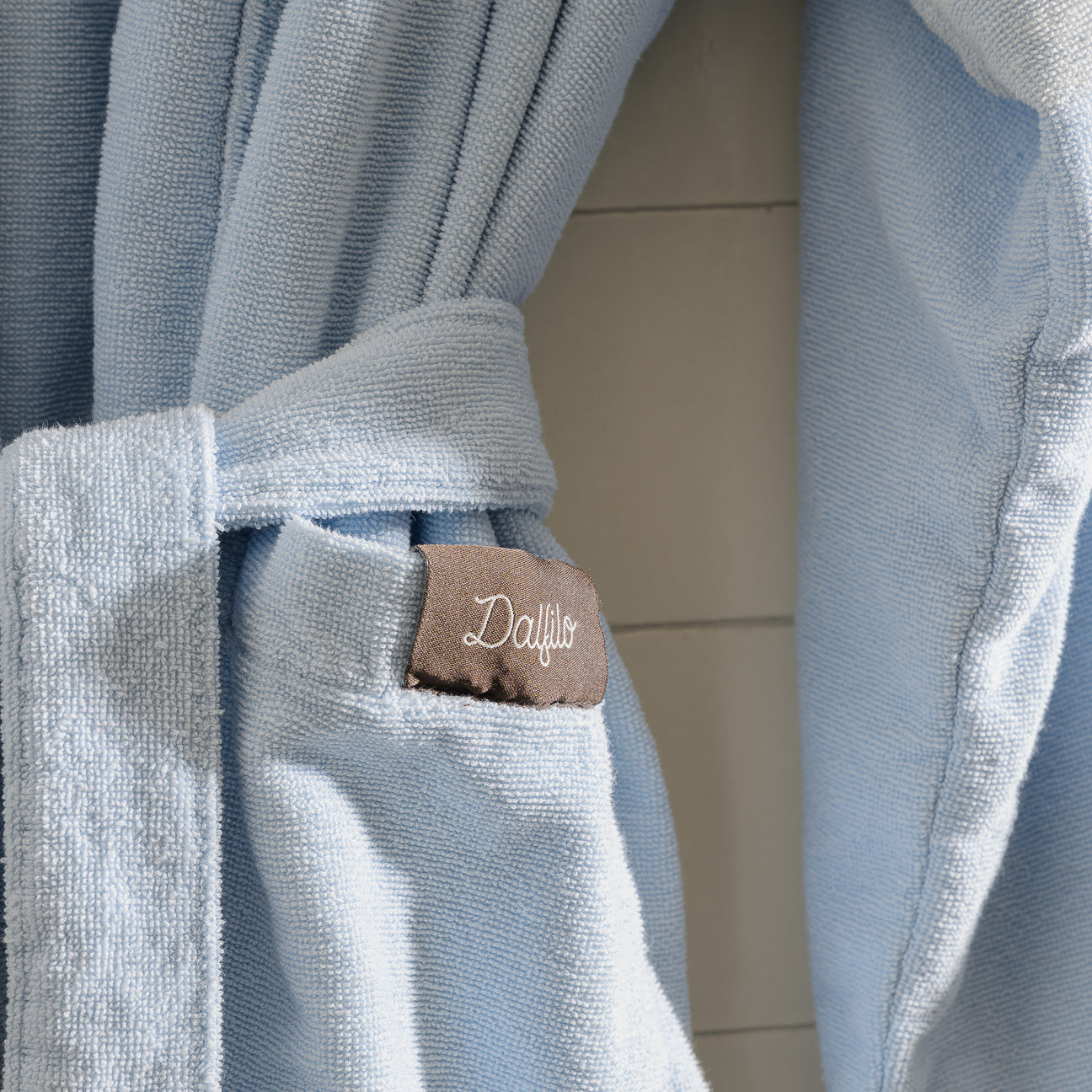 Accappatoio sport con cappuccio
- S- Aria- Cotone - Dalfilo