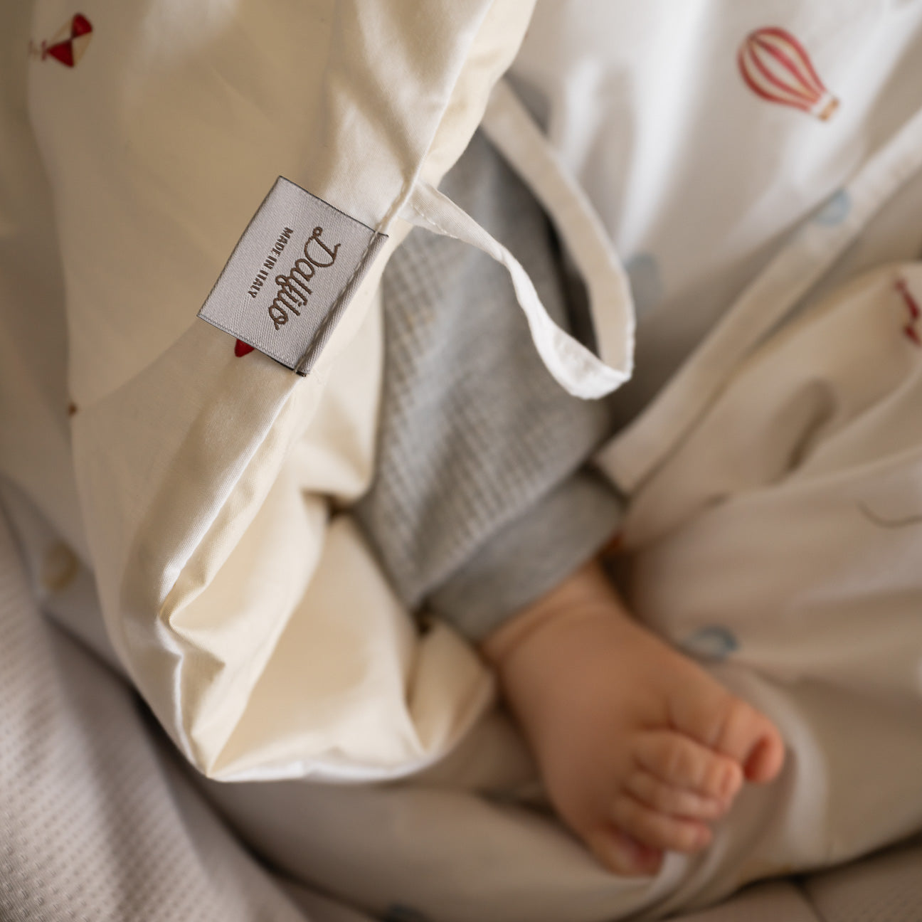 Sacco nanna per passeggino neonato
- 0-6 mesi- Tra le nuvole- Percalle - Dalfilo