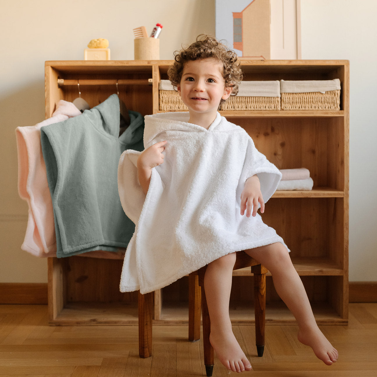 Poncho
- Taglia unica- Bianco Cotone- Cotone classico - Dalfilo