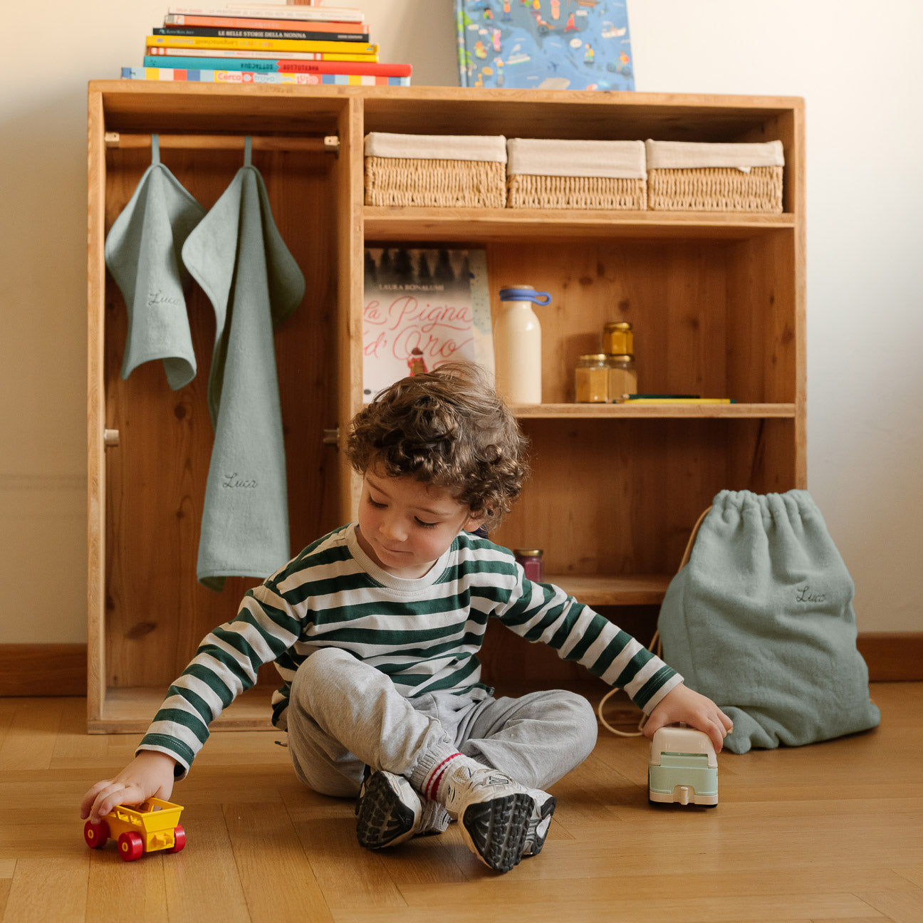 Set scuola bimbi
- Taglia unica- Salvia- Cotone classico - Dalfilo