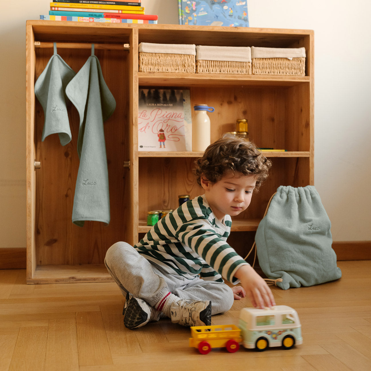 Set scuola bimbi
- Taglia unica- Salvia- Cotone classico - Dalfilo