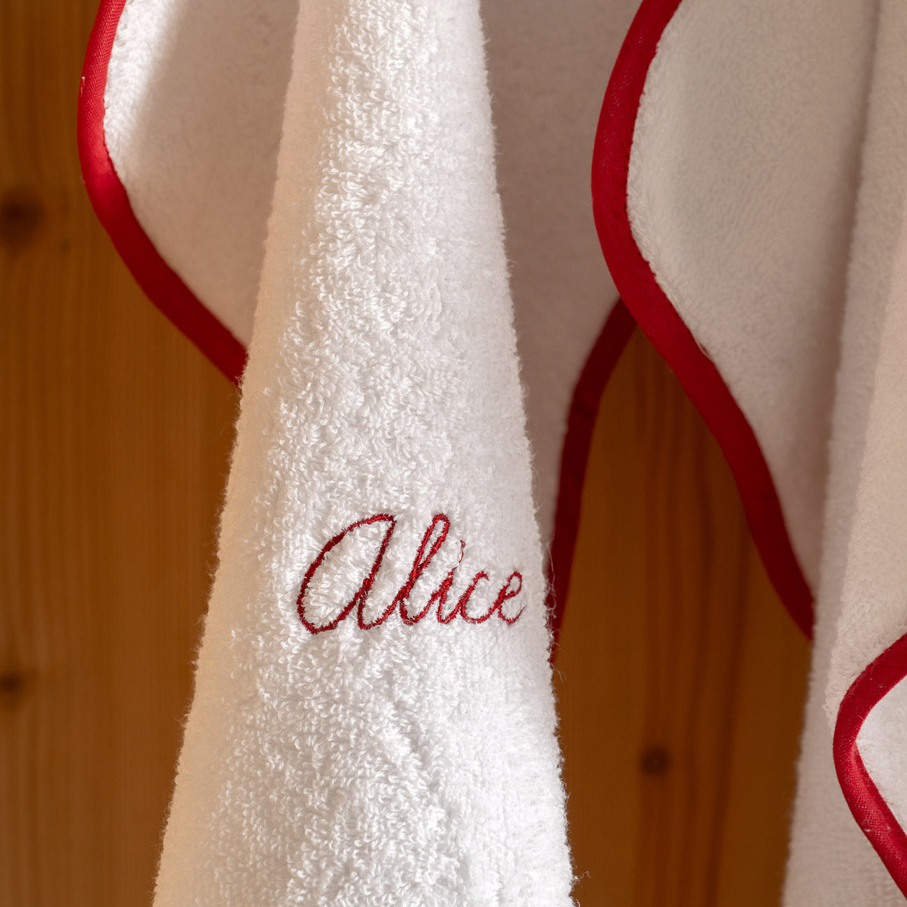 Set asciugamani bimbi
- Taglia unica- Bianco cotone- Cotone classico - Dalfilo