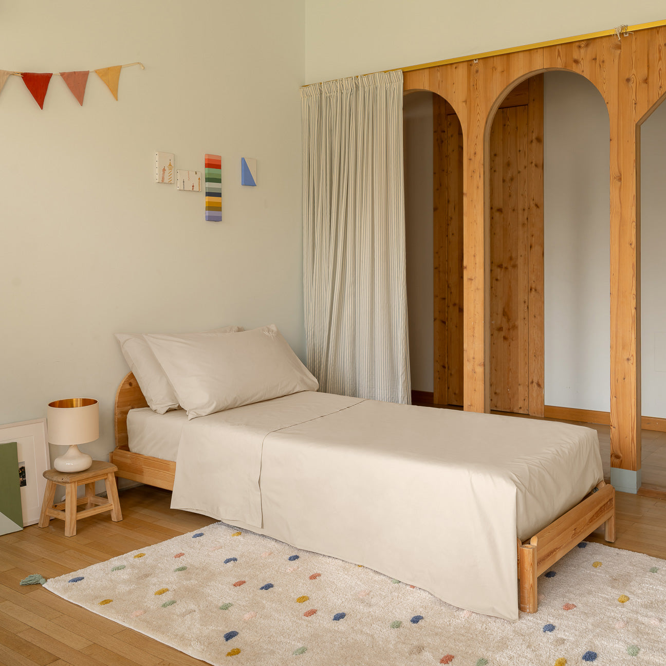 Completo lenzuola bimbi
- 1 PIAZZA (80x190 cm)- Crema- Percalle - Dalfilo