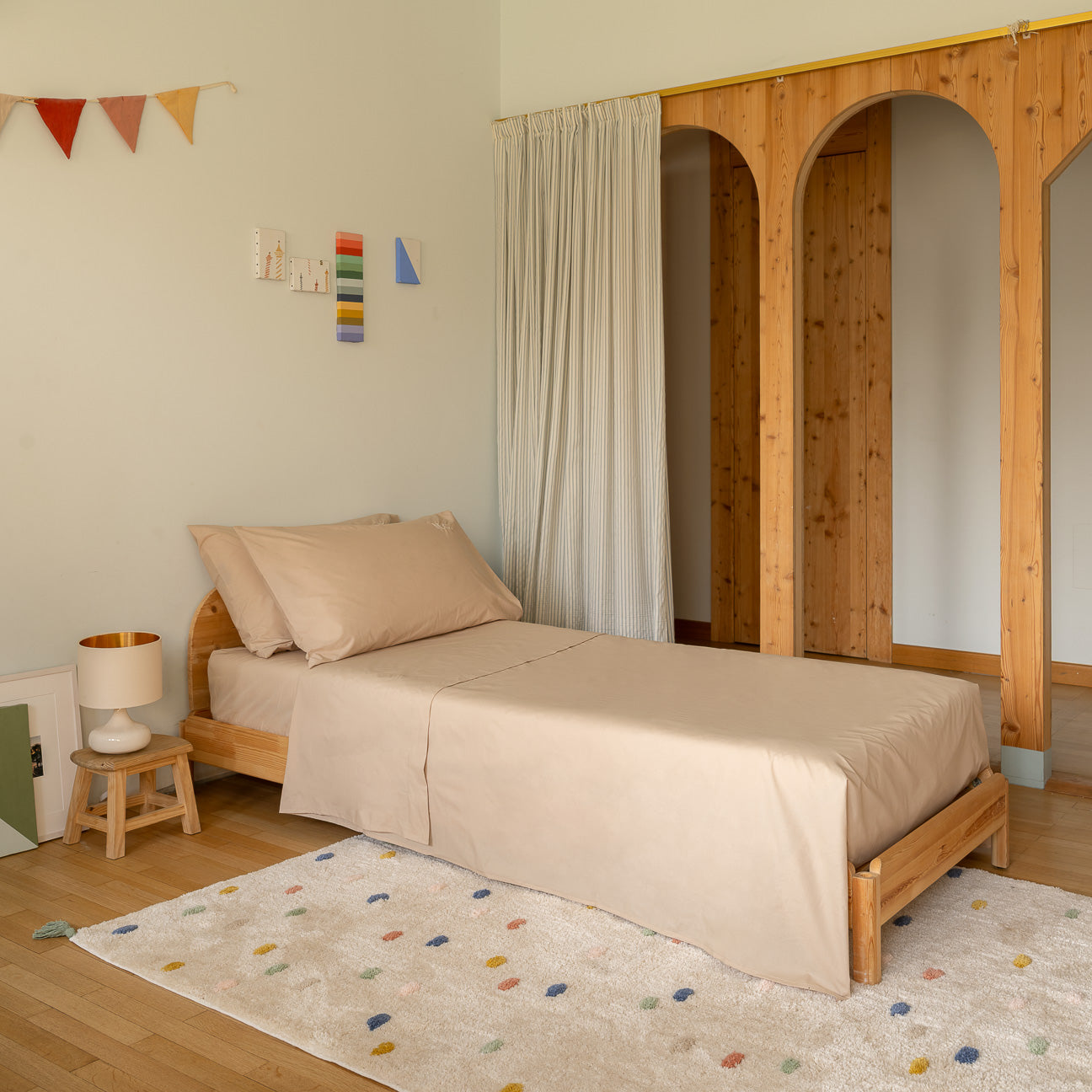 Completo lenzuola bimbi
- 1 PIAZZA (80x190 cm)- Marrone Caffelatte- Percalle - Dalfilo