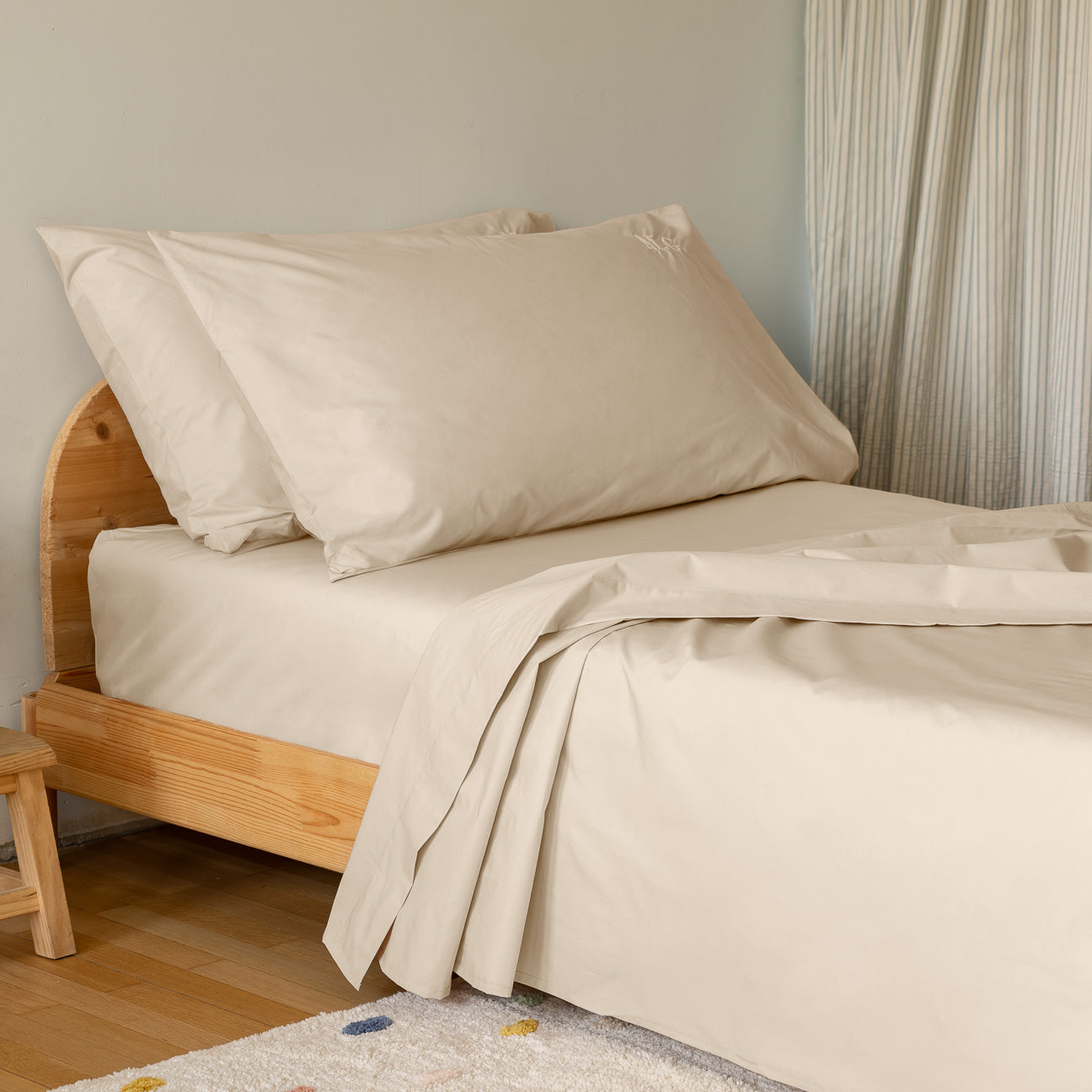 Completo lenzuola bimbi
- 1 PIAZZA (80x190 cm)- Crema- Percalle - Dalfilo