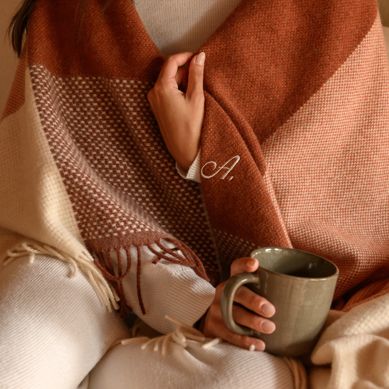 Plaid in lana
- 130x180 cm- Terracotta- Lana rigenerata - Dalfilo
