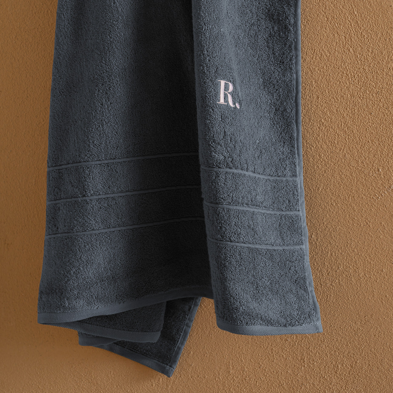 Asciugamani All-in linea classica
- Taglia unica- Denim- Cotone classico - Dalfilo