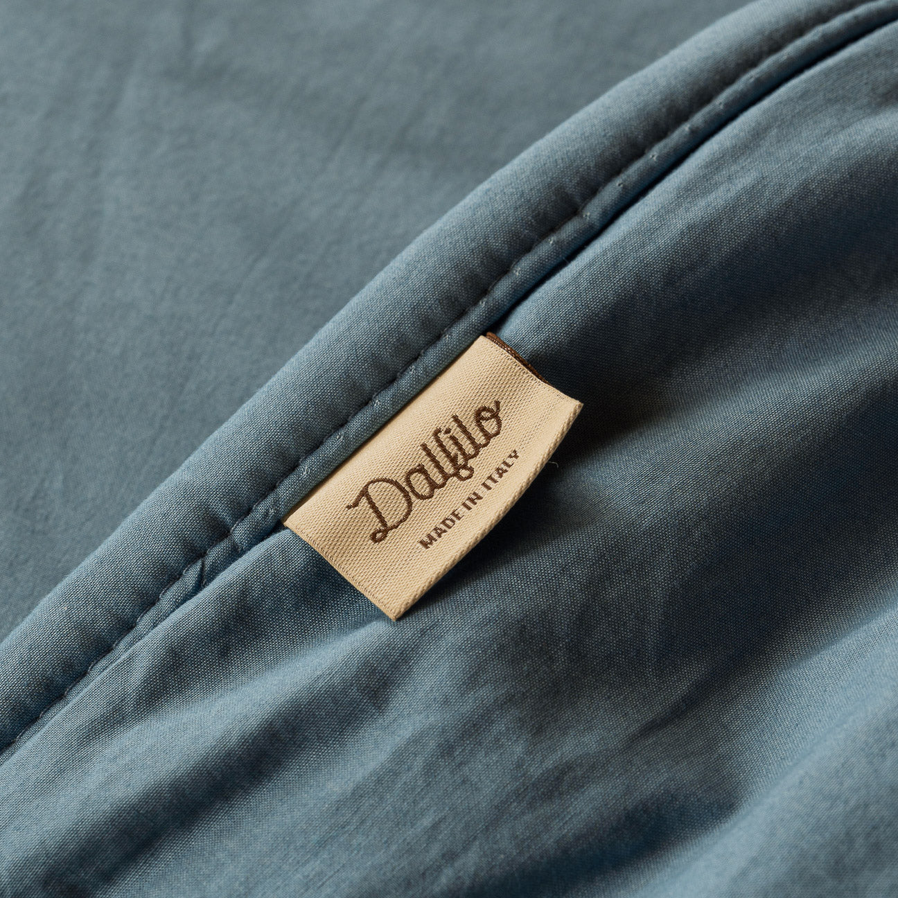 Trapunta in percalle lavato
- 265x265 cm- Denim- Percalle lavato - Dalfilo