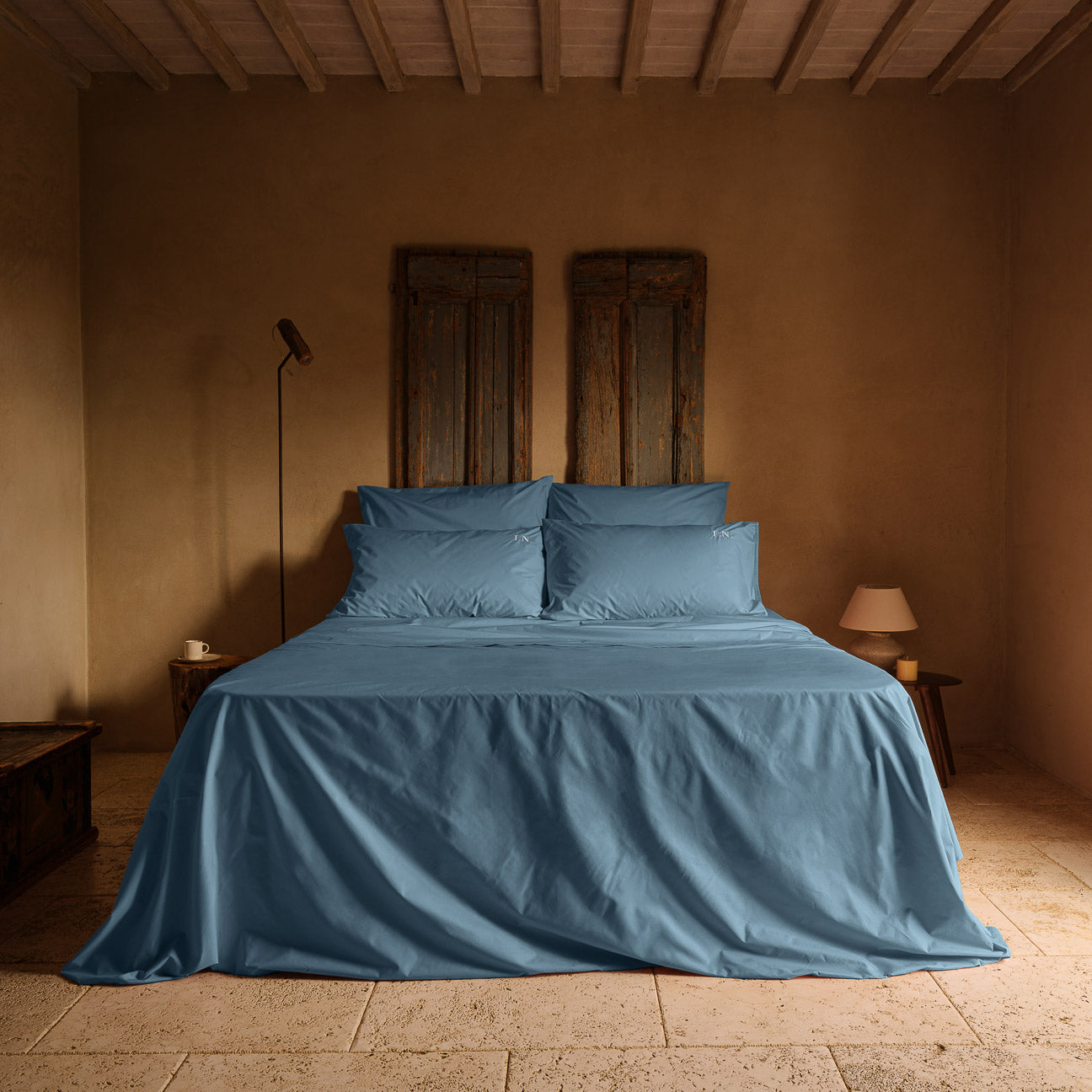 Lenzuolo sopra in percalle
- 1 PIAZZA (160x300 cm)- Denim- Percalle - Dalfilo