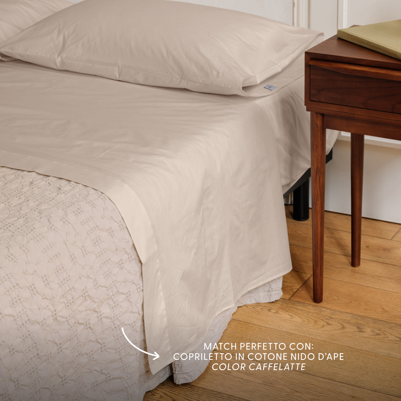 Completo lenzuola in percalle
- 1 PIAZZA (80x190 cm)- Marrone Caffelatte- Percalle - Dalfilo
