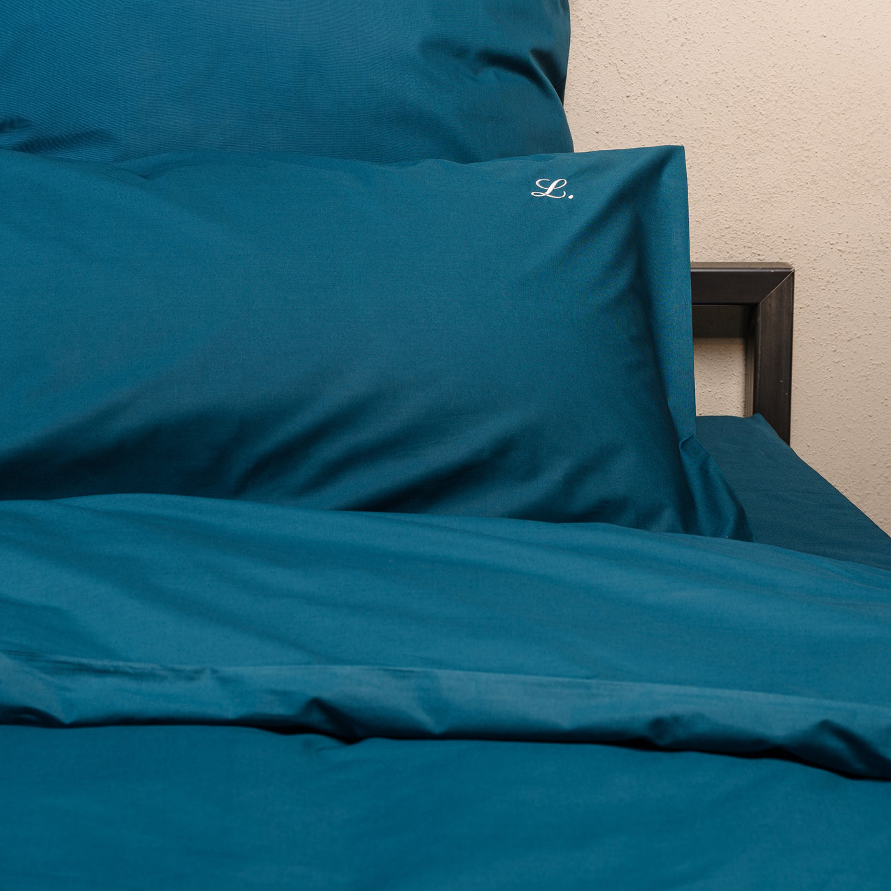 Completo all-in in percalle
- 2 PIAZZE (160x200 cm)- Blu Petrolio- Percalle - Dalfilo